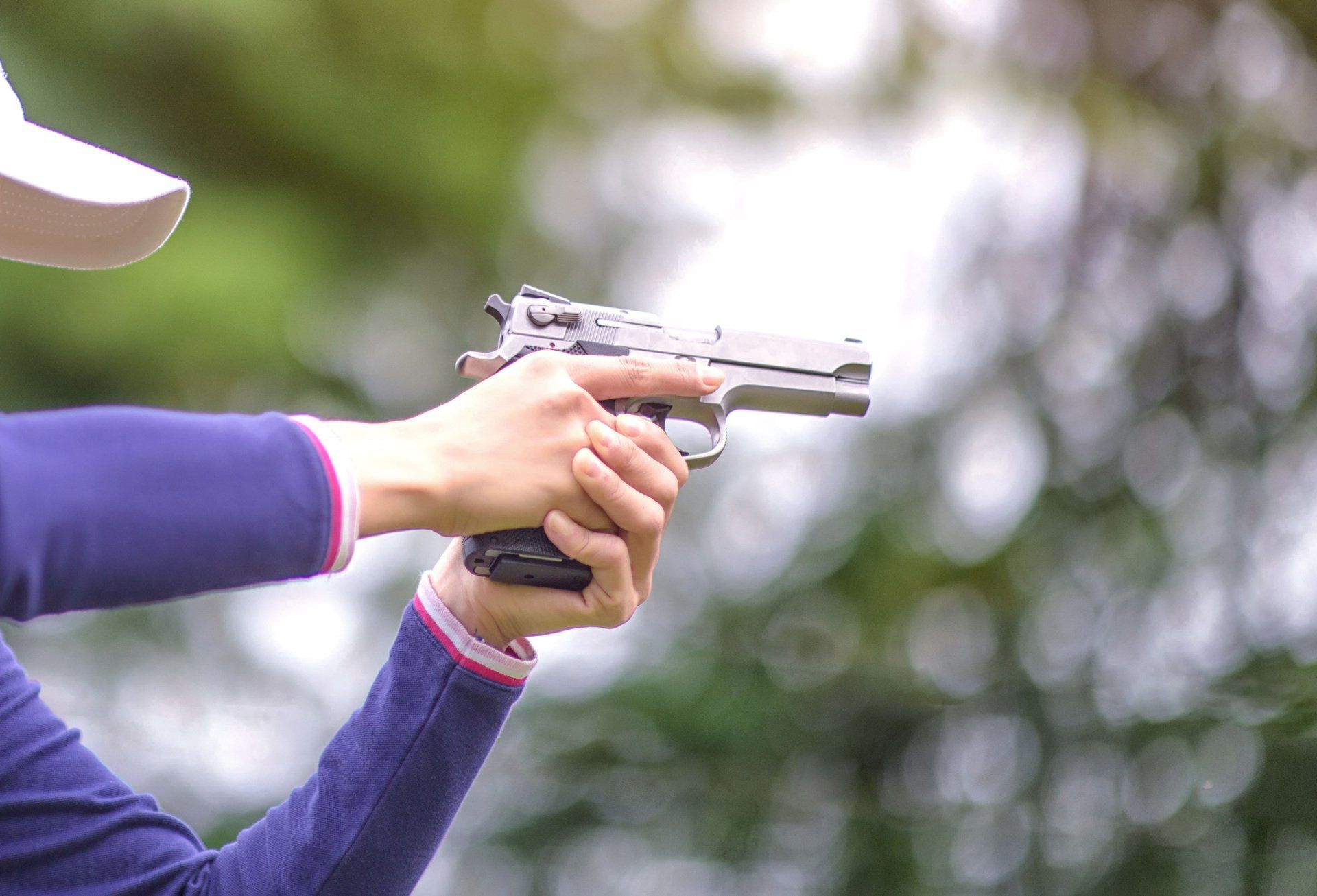 Pointing gun