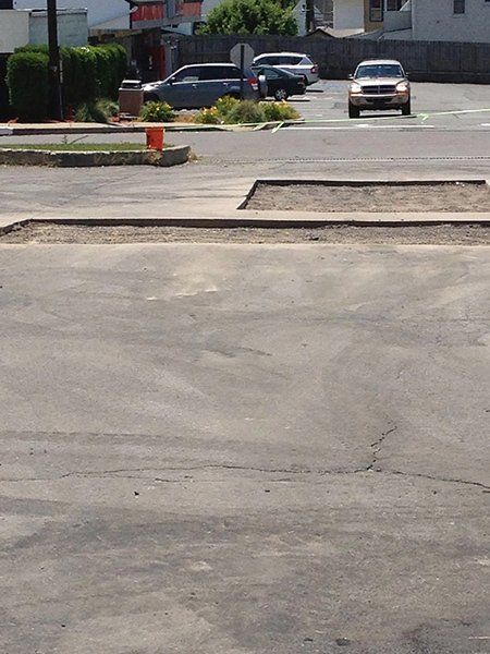 Commercial paving service