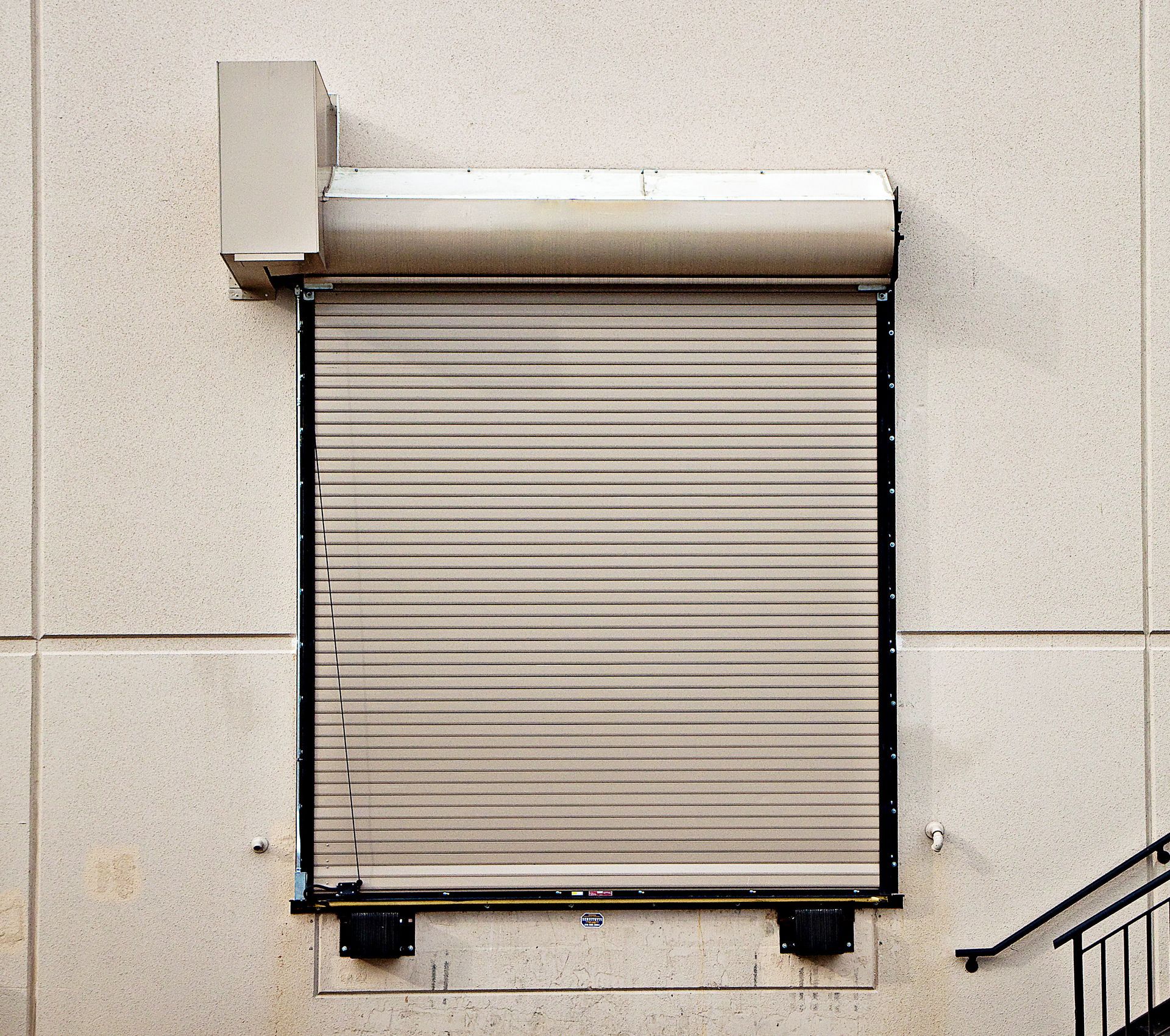 commercial roll up doors