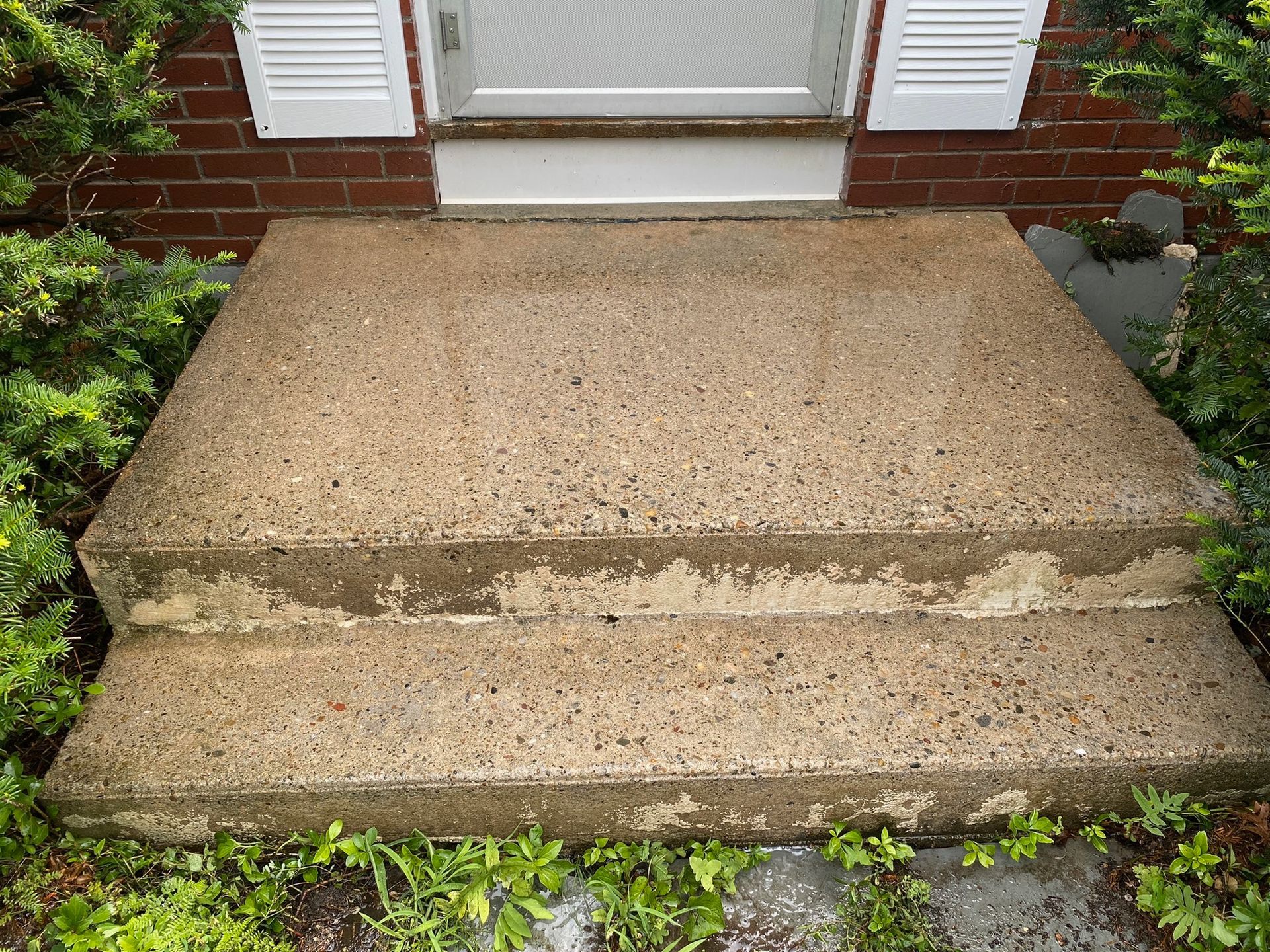 cleaned concrete front step