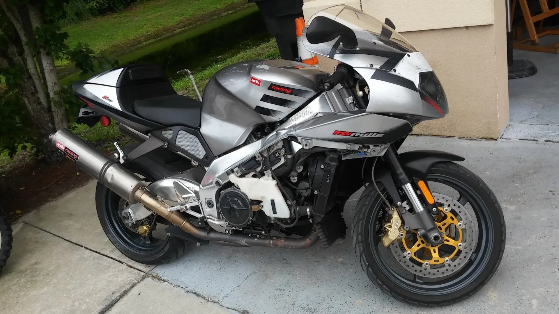 Favre Motorcycles work Gallery