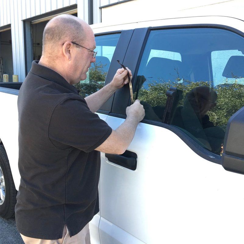 Automotive locksmith