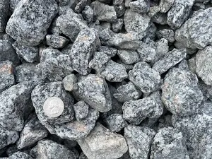 Salt & Pepper Gravel 1.5 Inch