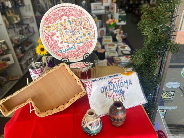 A table with a sign that says Oklahoma on it.