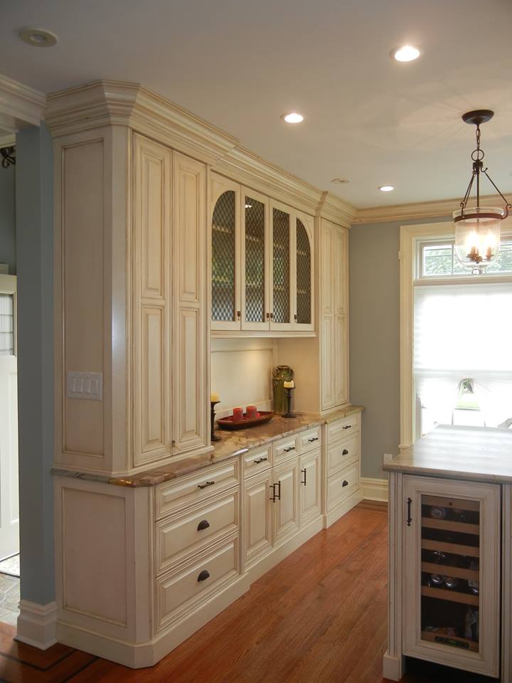 Kitchen cabinets