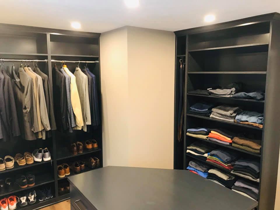 Walk-in closet