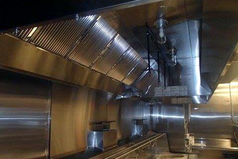 Commercial kitchen exhaust
