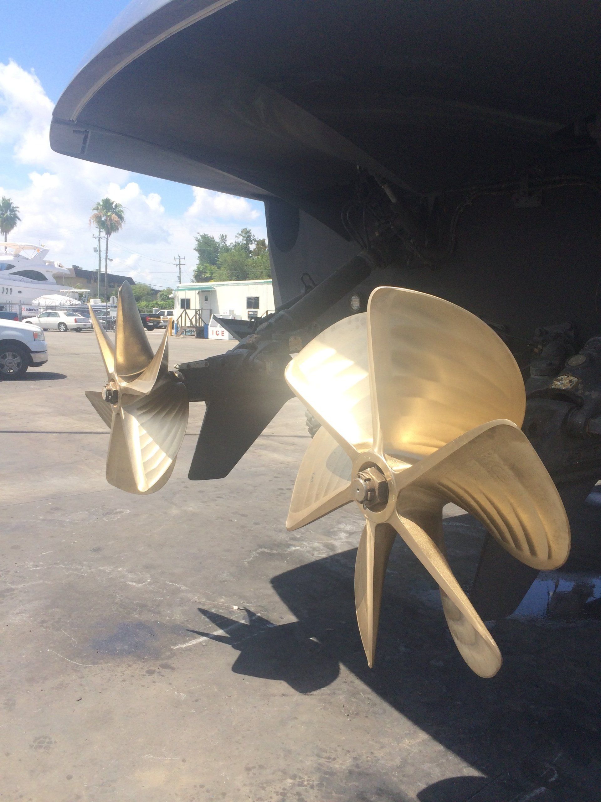 Marine propeller