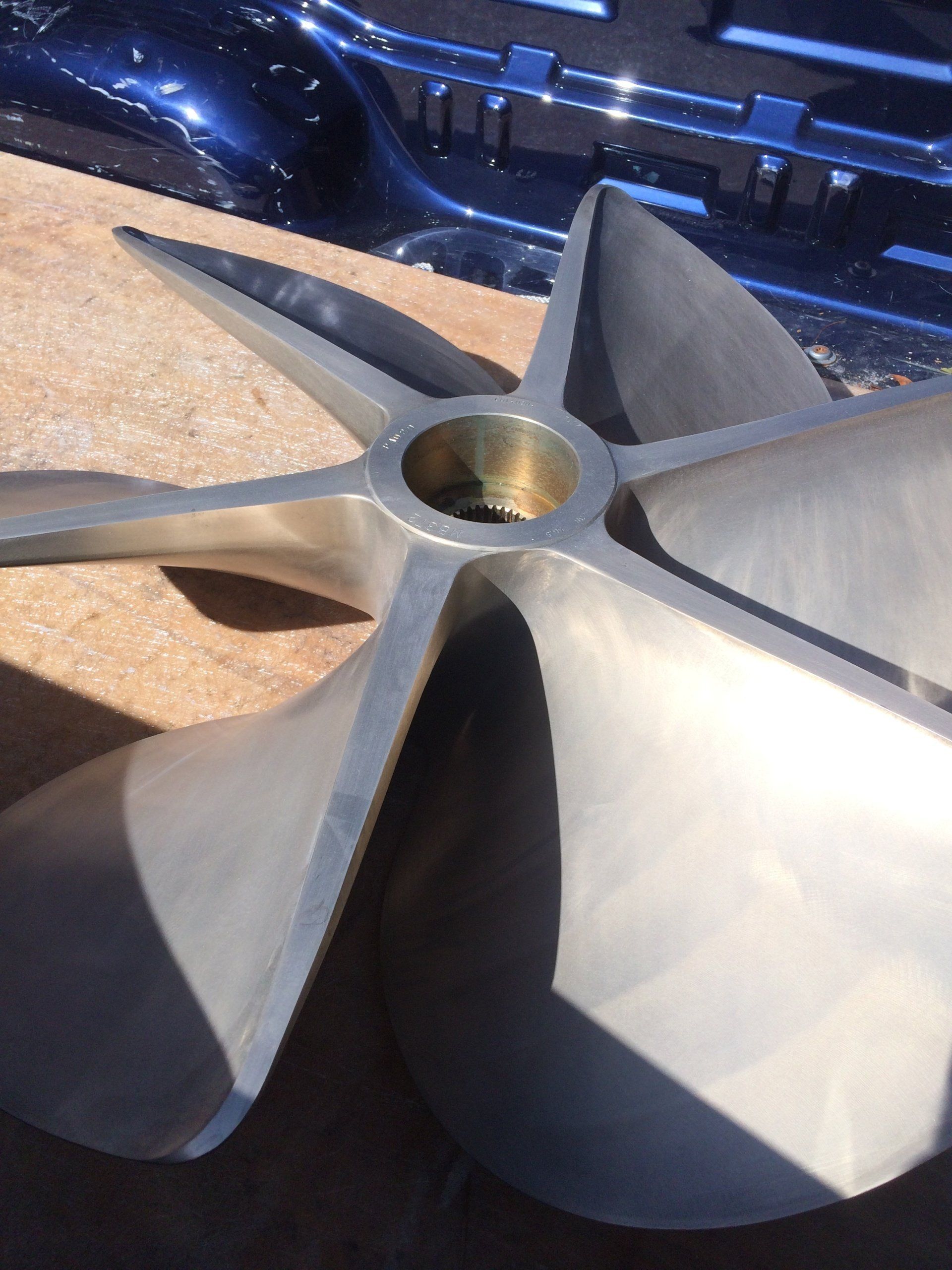 Marine propeller