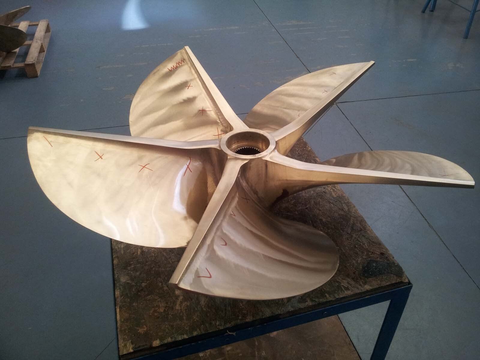 Marine propeller