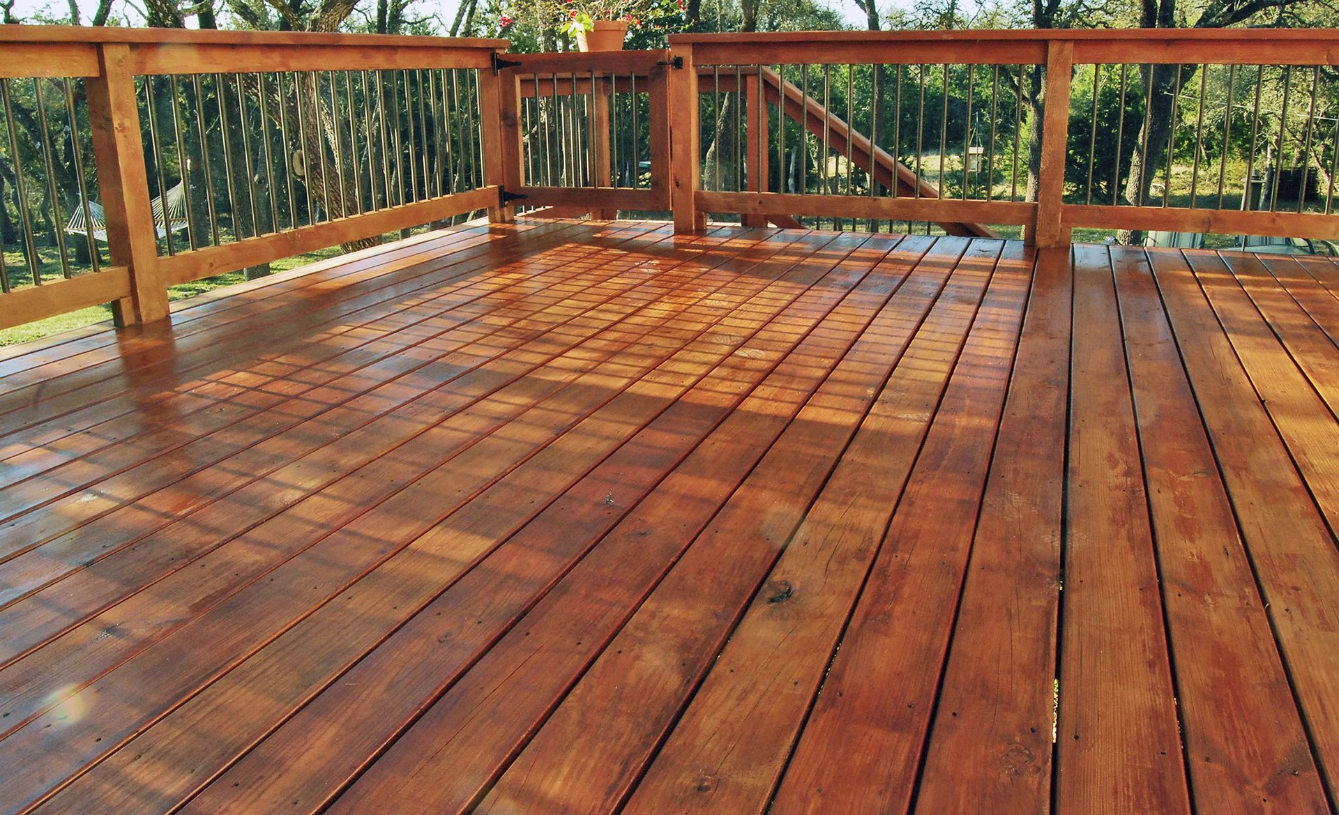 Universal Fiberglass and Contracting LLC