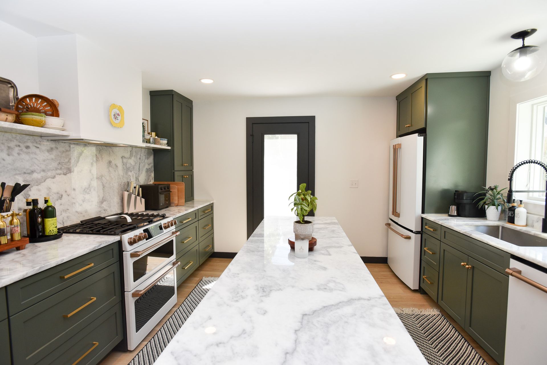 Transitional Kitchen Remodel by James Construction and Renovation project photo 2
