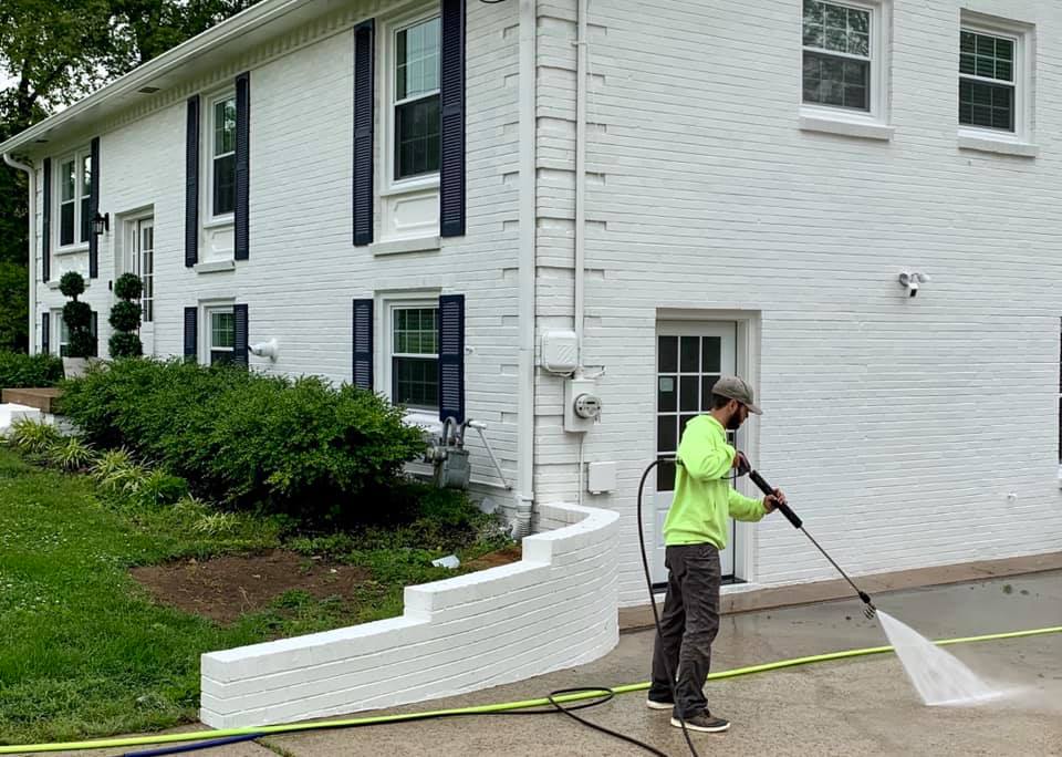 Concrete pressure washing