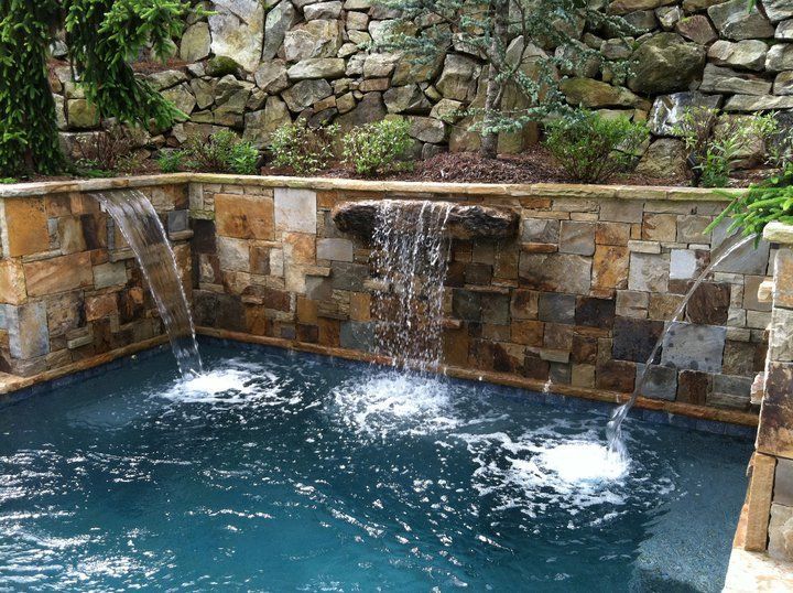 Pool water feature