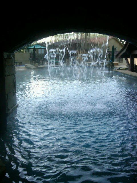 Pool water feature