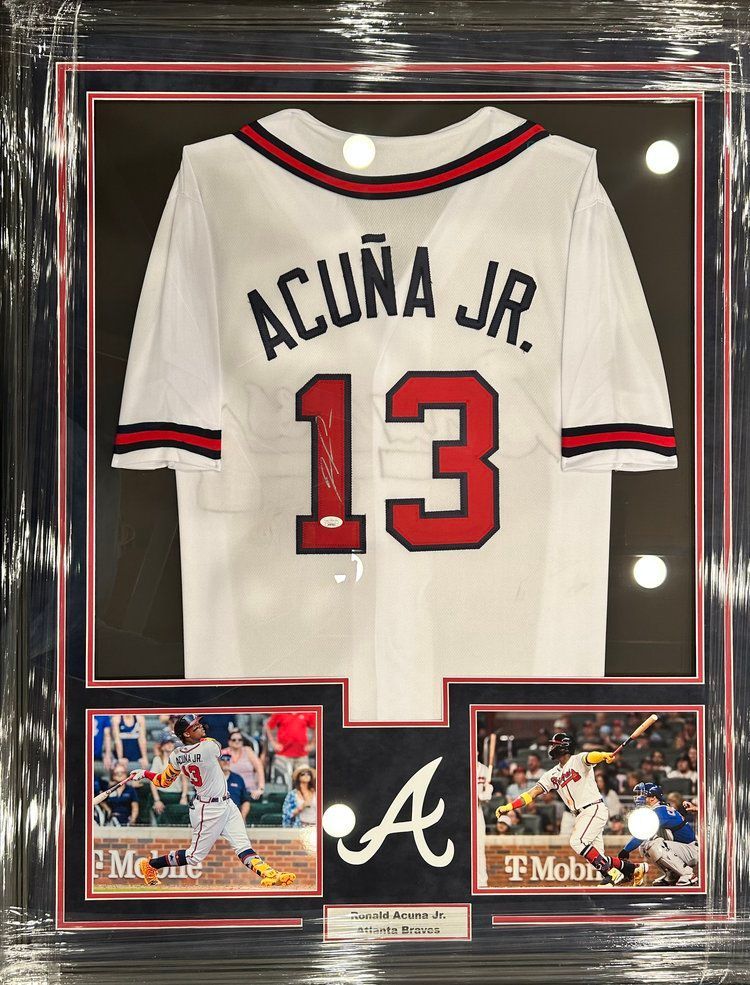 Baseball signed collectibles