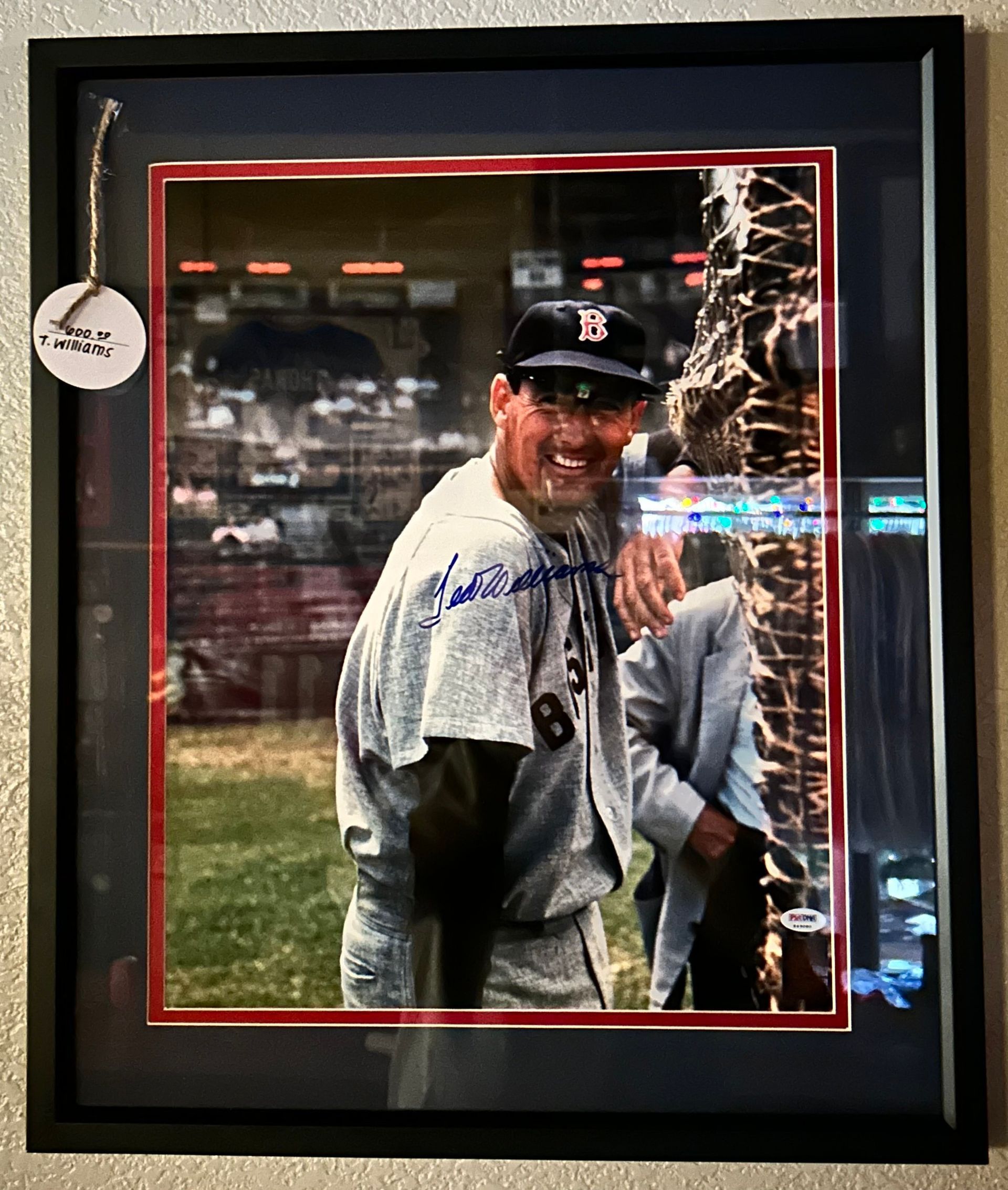 Baseball signed collectibles