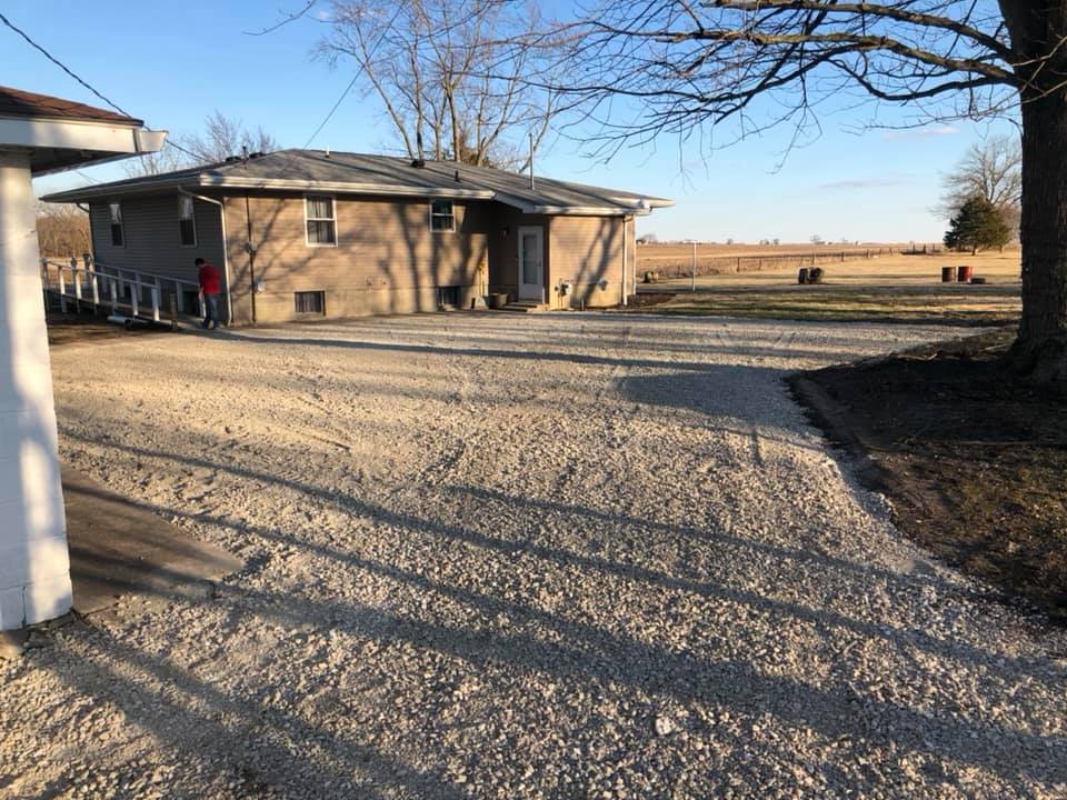 Patten Earthmoving, LLC image