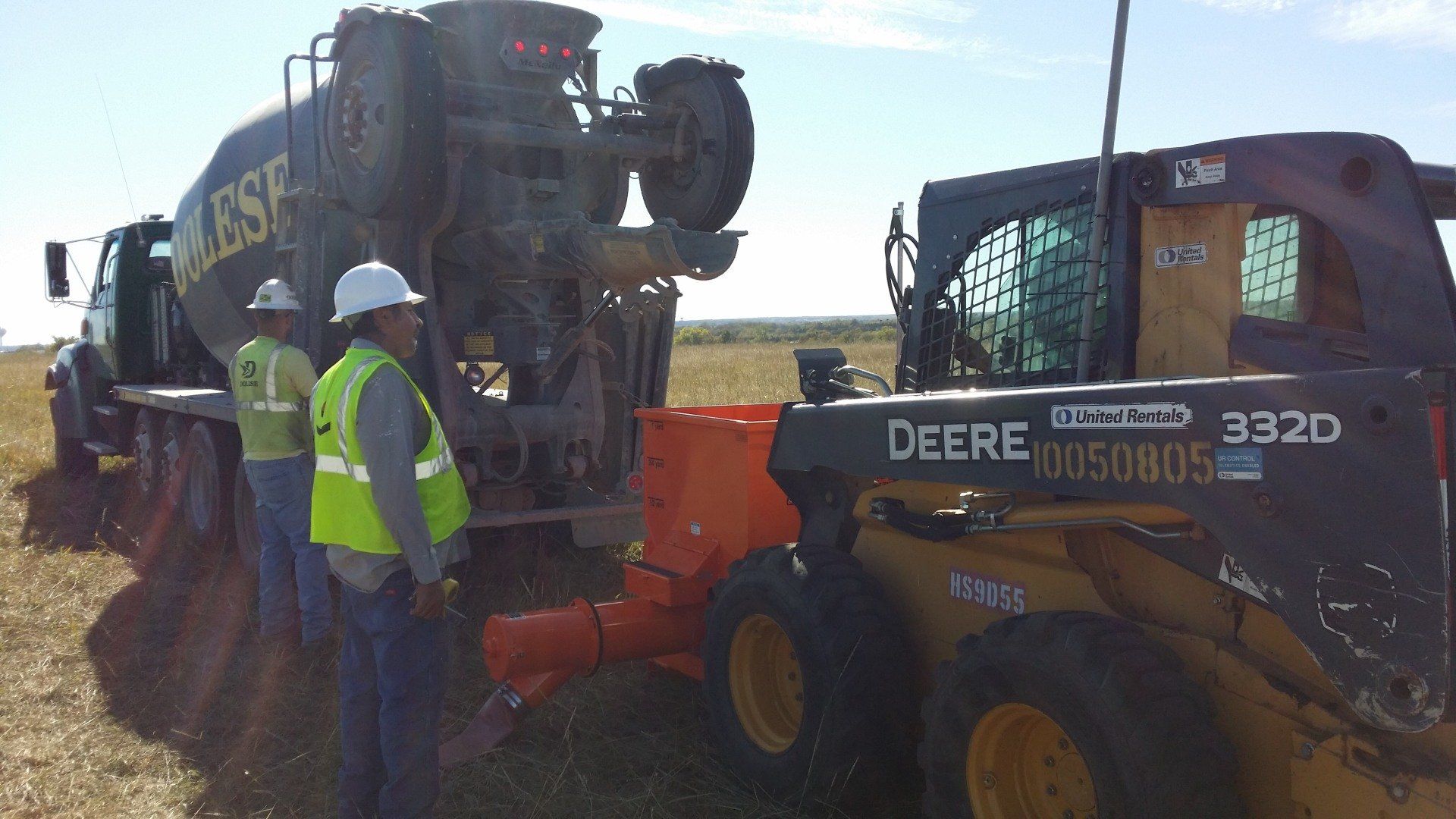 people fencing Chain link