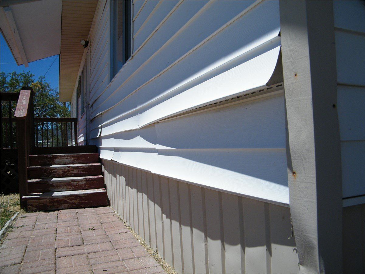 Siding repair services