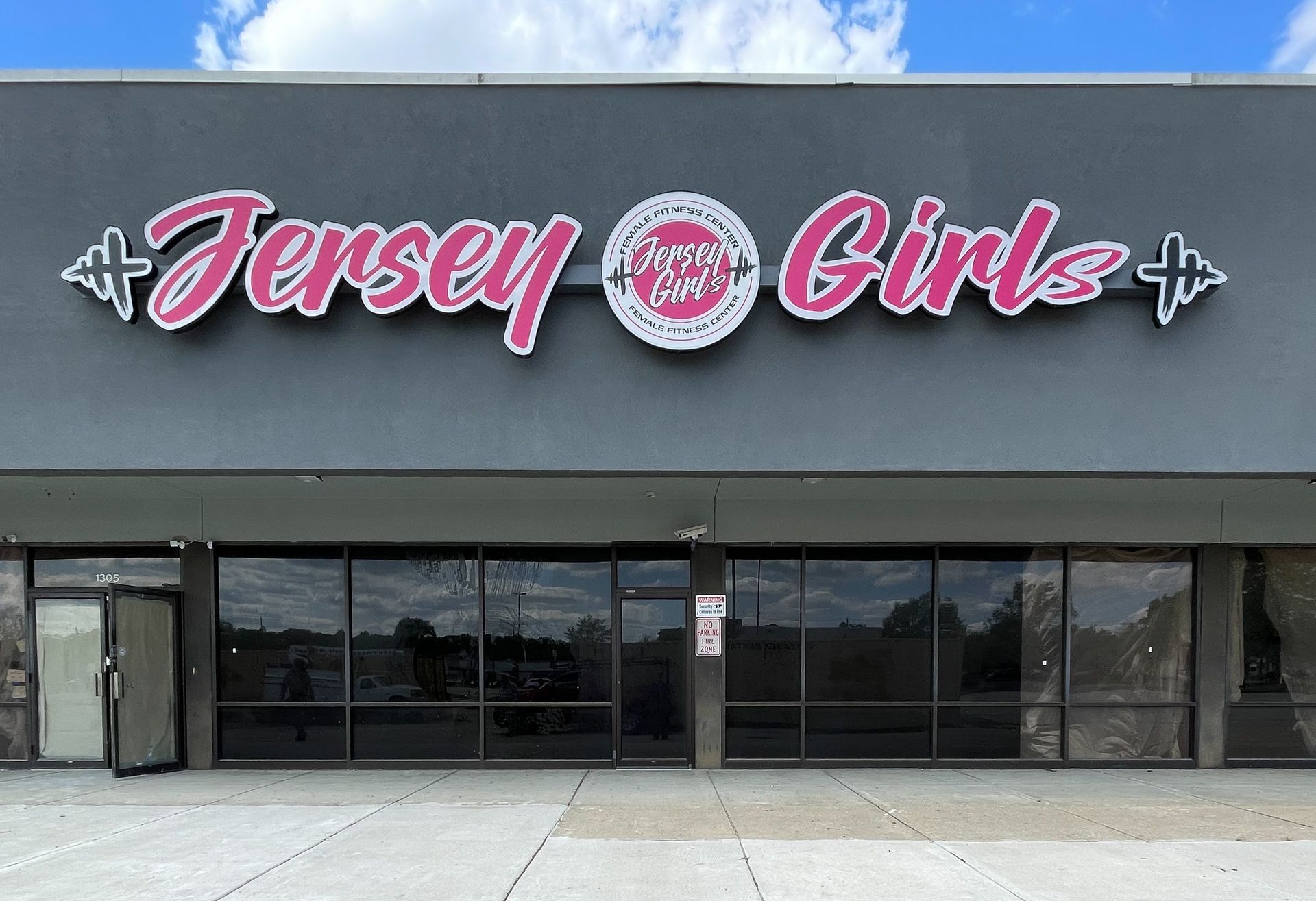 A channel letter sign that says Jersey Girls