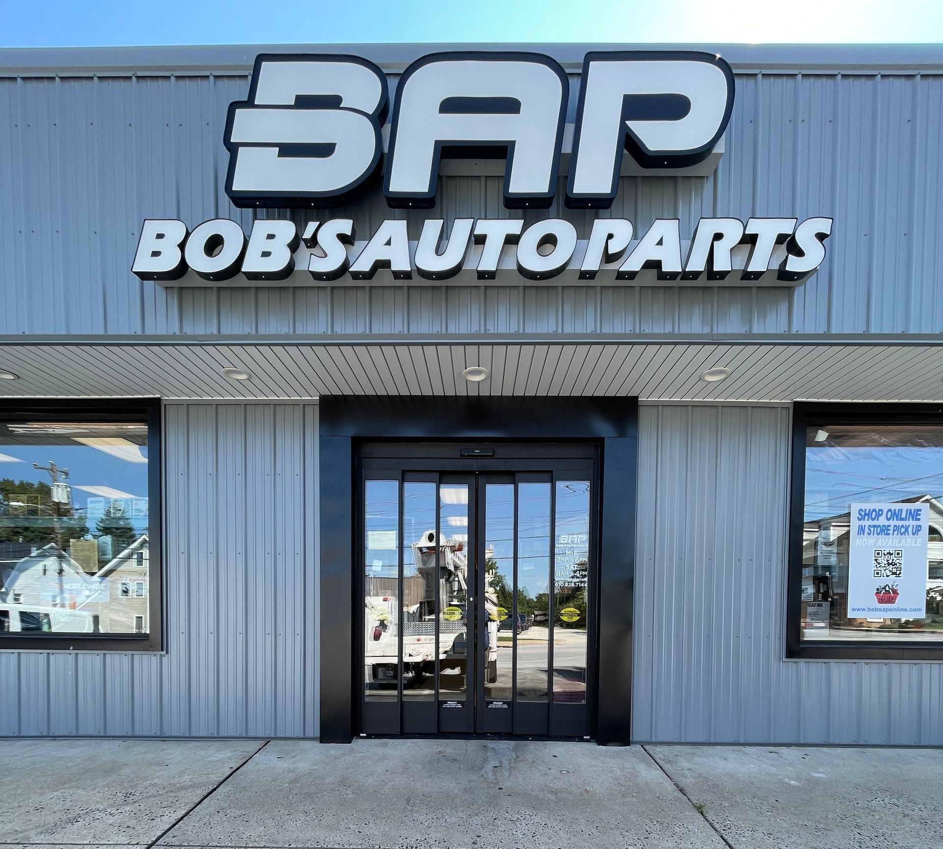 The front of a bob 's auto parts store
