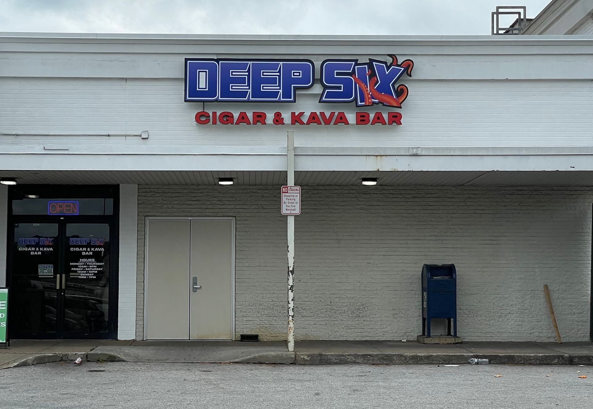 neon of Deep Six Cigar & Kava Bar