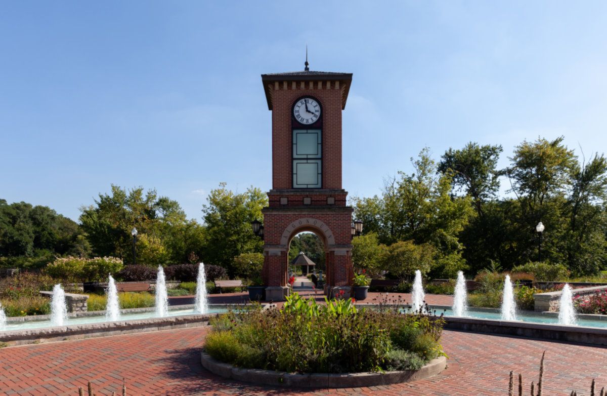 cornish park clock tower in Algonquin, IL