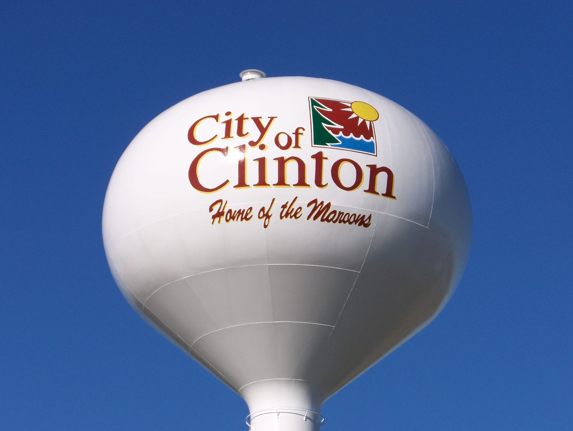 clinton, il water tower