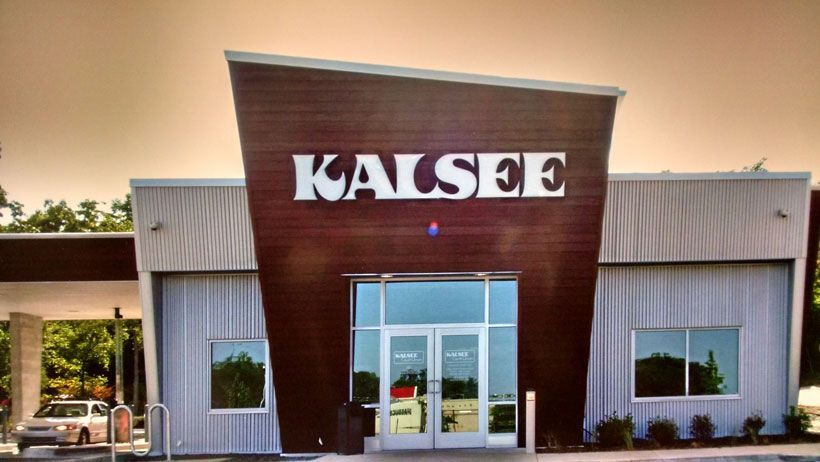 A building with the word Kalsee on it