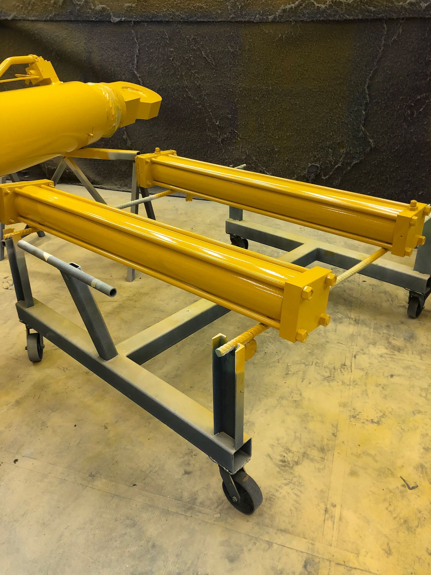 powder coat yellow tubes
