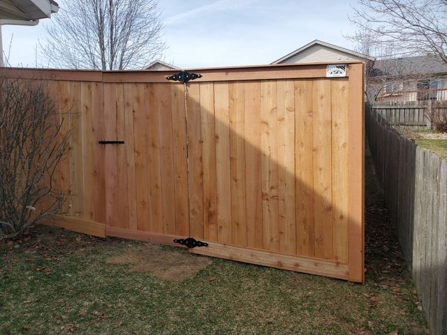 Custom Wood Fencing