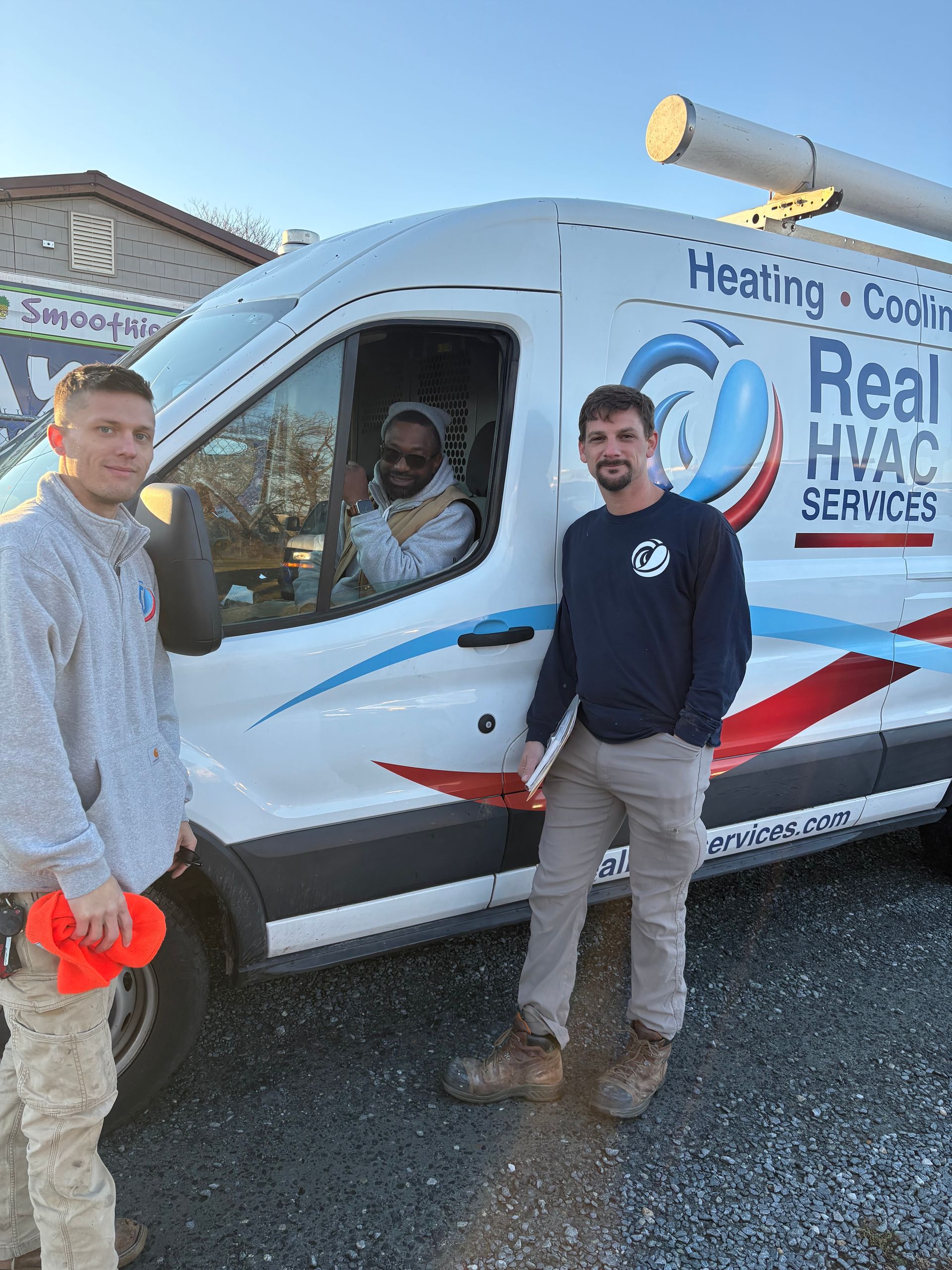 Real HVAC tecnicians AC summertime install